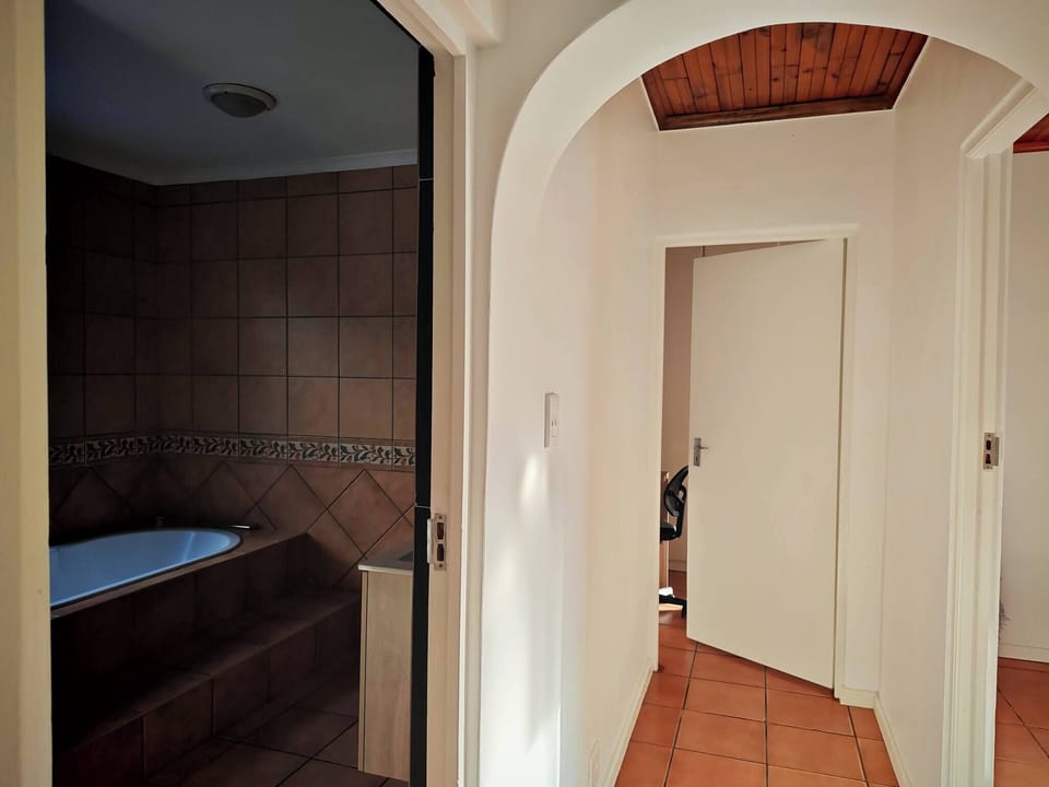 Room, 1 Bedroom, Accessible | Bathroom