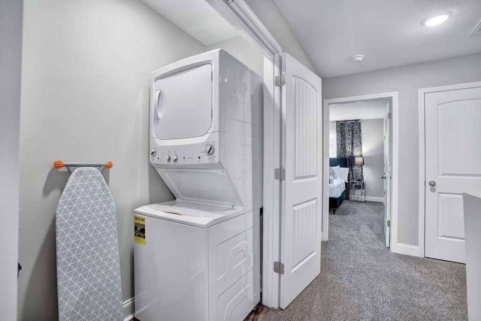 A Taste of Luxe Upscale Condo Near Nashville and Ft Campbell Villa in Clarksville