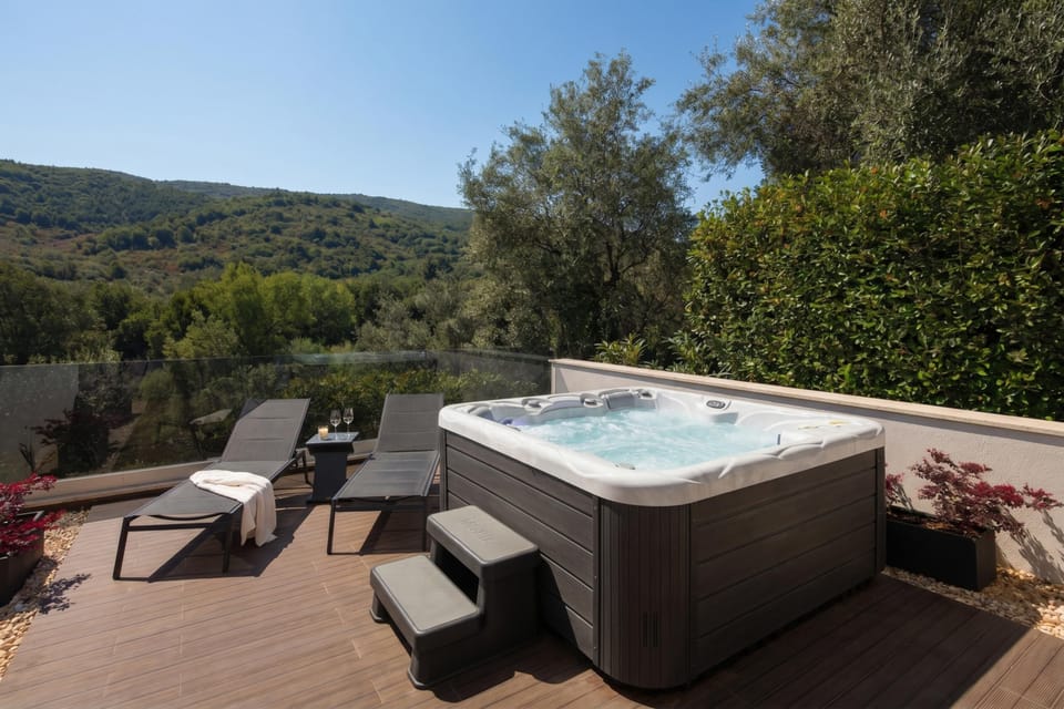 Jacuzzi