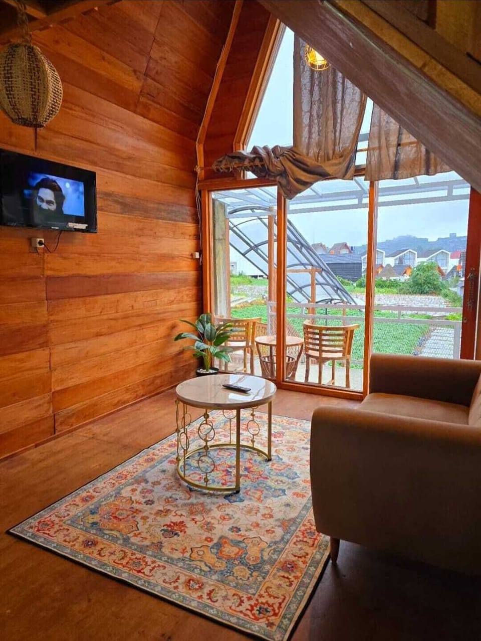 Family Cabin | Living area