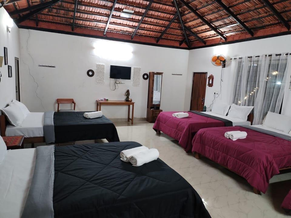 Family Room, Garden View | Iron/ironing board