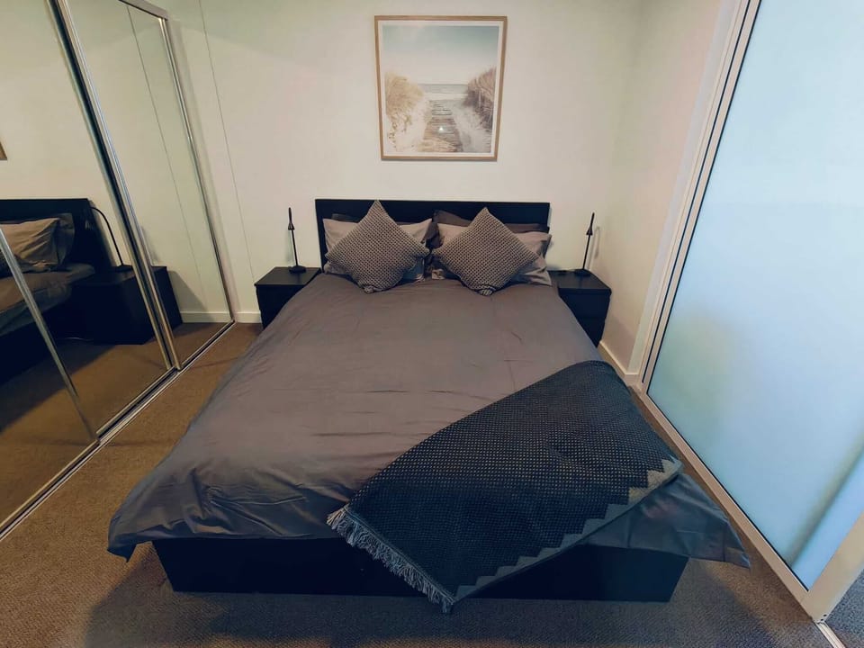 Apartment in Adelaide CBD with parking Apartment in Adelaide