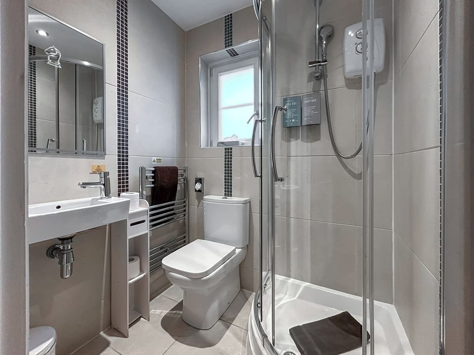 Bathroom | Ingliston Country Club & Hotel - Lodge 3 - Ingliston Country Club & Hotel , Glasgow