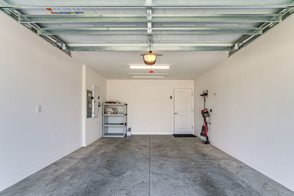 Garage (1 Vehicle)