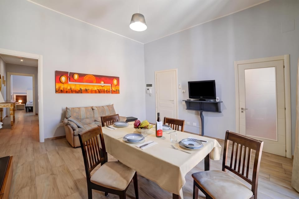 Standard Apartment, 2 Bedrooms, Microwave (Archi Home - Apartment with Balcony) | Dining