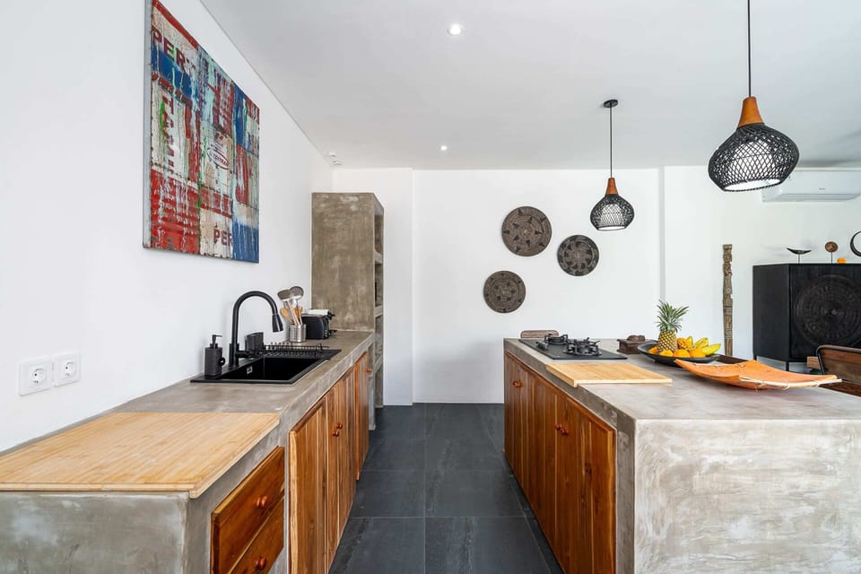 Basic Villa | Private kitchen | Fridge, microwave, stovetop, electric kettle