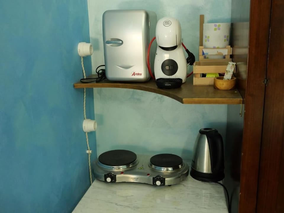 Quadruple Room | Coffee and/or coffee maker