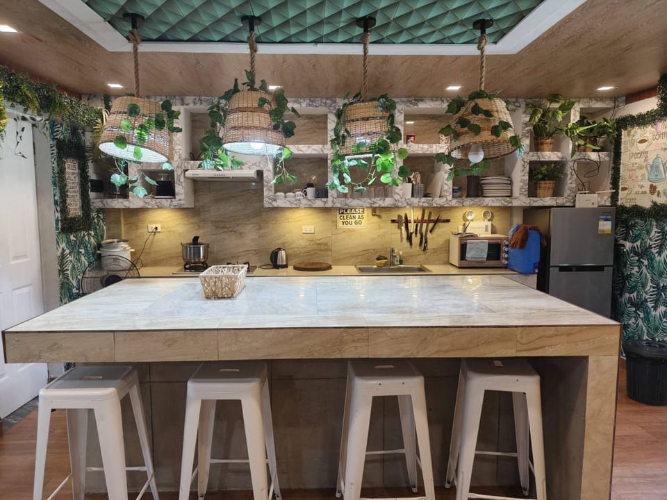 Comfort House, 3 Bedrooms, Private Pool | Private kitchen | Fridge, microwave, oven, stovetop