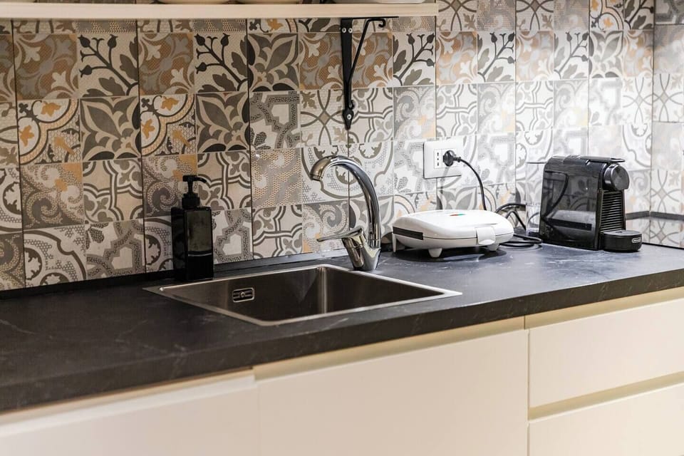 Fully-equipped kitchen details