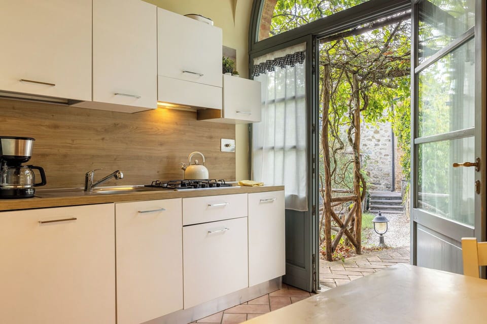 Autumn, Kitchen, Spring, Summer