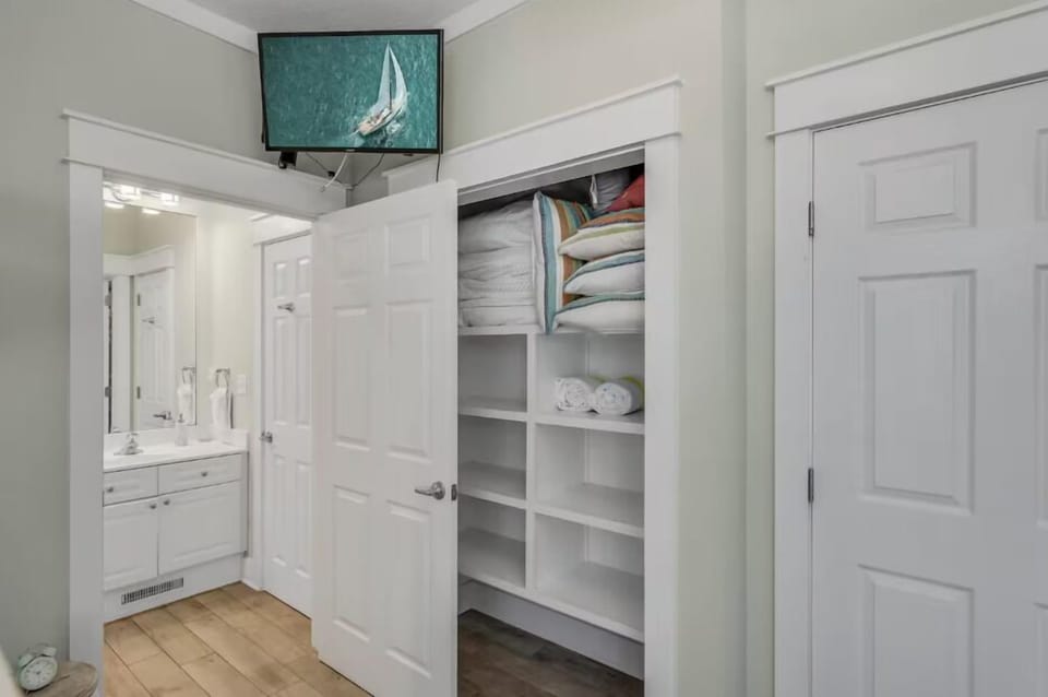Bunk room