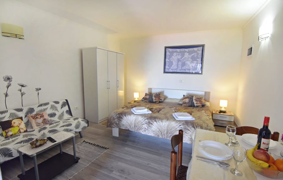 Studio, 1 Bedroom, Terrace, Ocean View | Living room