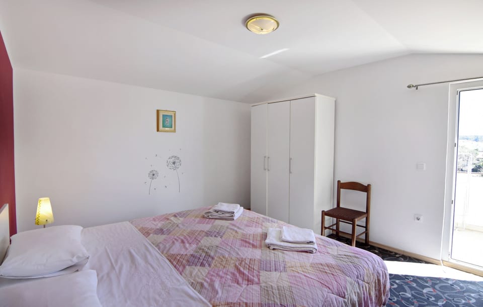 Apartment, 2 Bedrooms, Terrace, Ocean View | 3 bedrooms