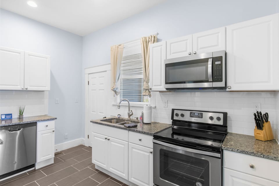 Whether you're cooking for the group or keeping it simple, this kitchen is stocked with the essentials to make mealtime feel effortless.