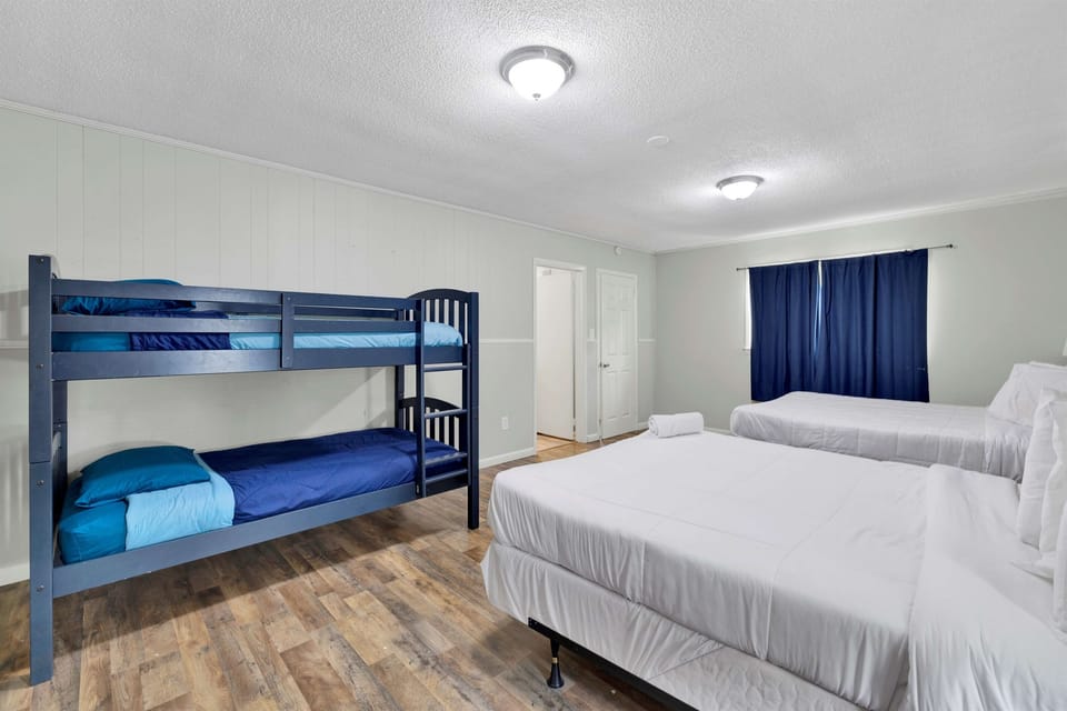 Spread out with room for the whole group, where flexible sleeping arrangements make it easy to stay together without feeling crowded.
