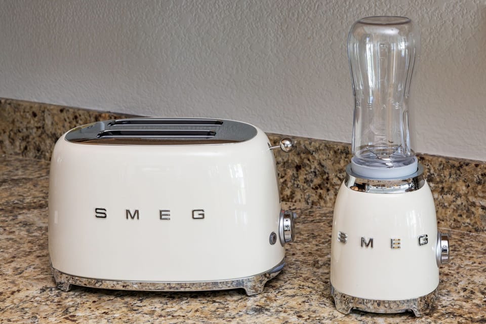 Coffee, toast, and smoothies made easy with SMEG appliances.
