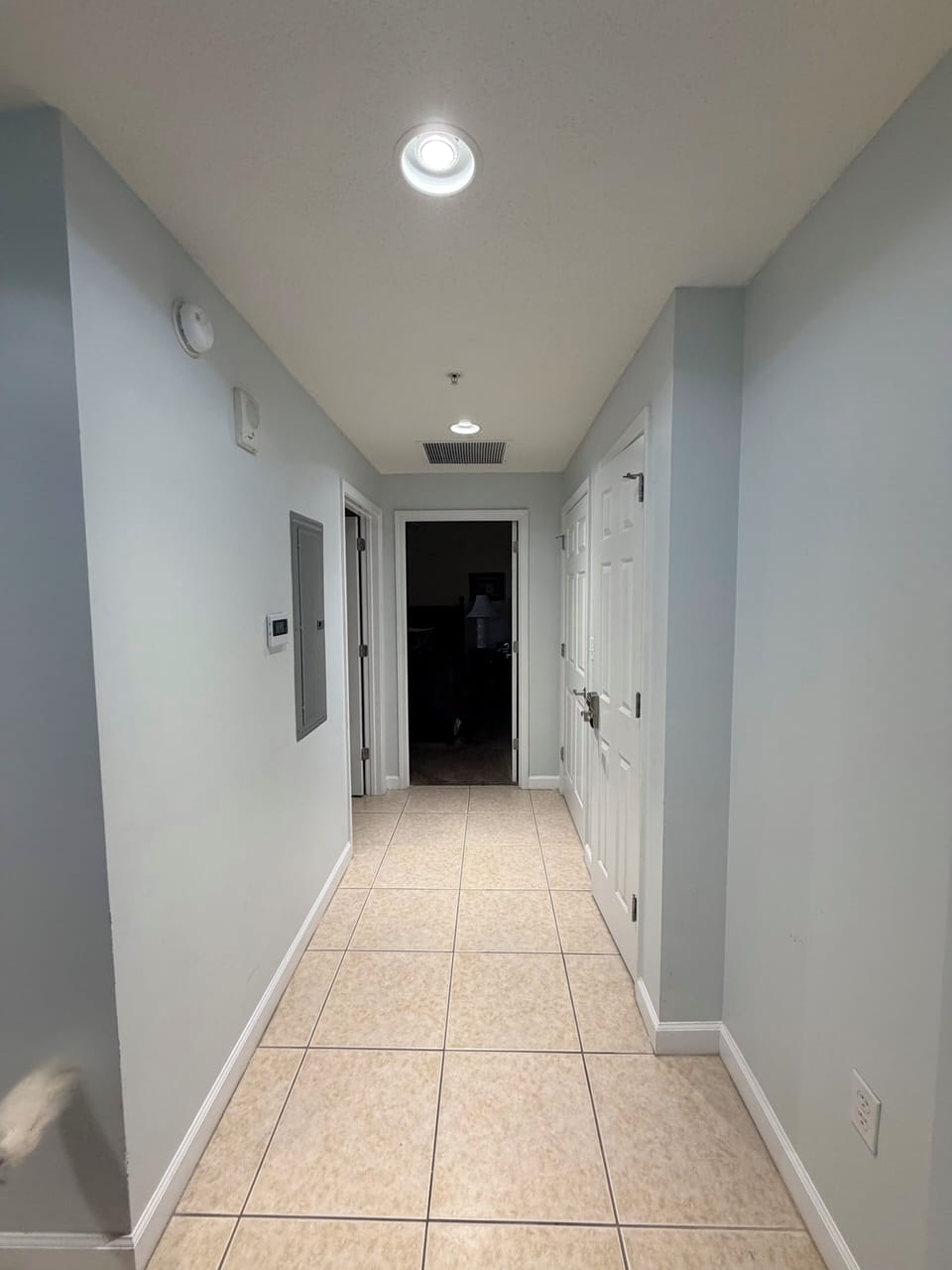 Hallway to 2nd bedroom