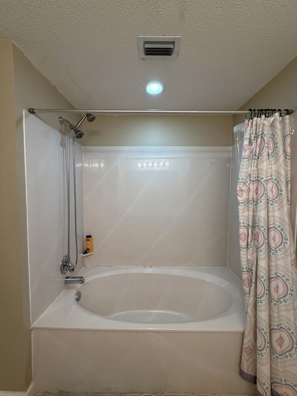 Main bathtub
