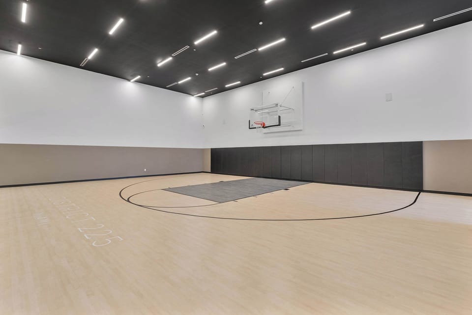 Sport court
