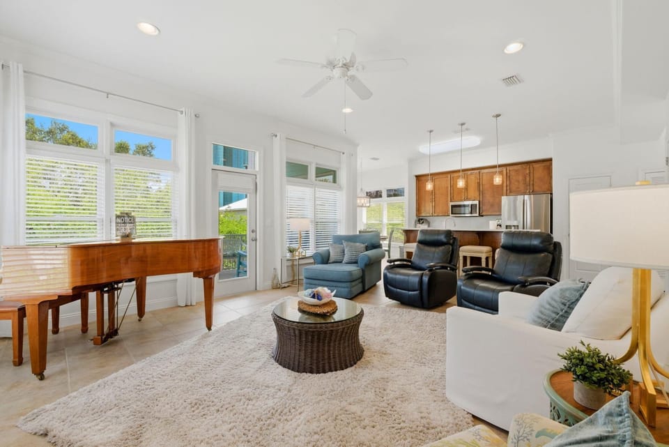 House, Multiple Beds (Beach Life on Island Time) | Living area