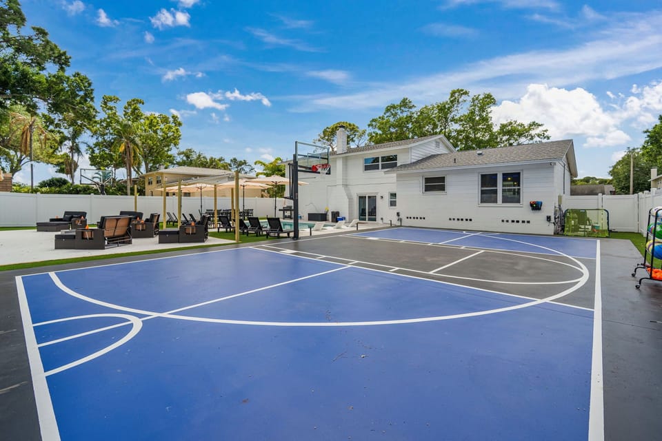 Sport court
