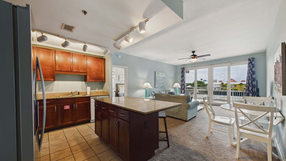 Full kitchen with island and breakfast seating and all the cooking essentials