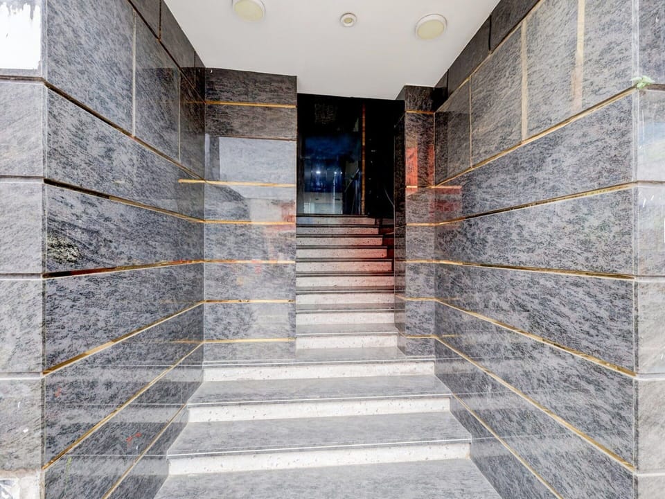 House | Reception