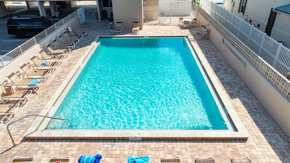 Onsite pool