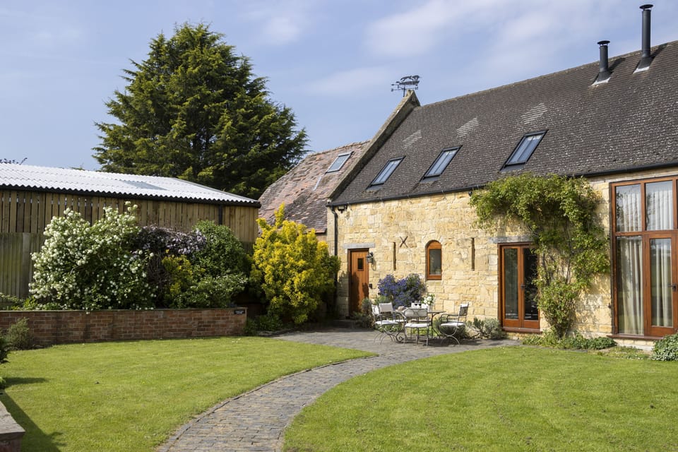 Toms End, the larger of the two barns at Norton Subedge Barn
