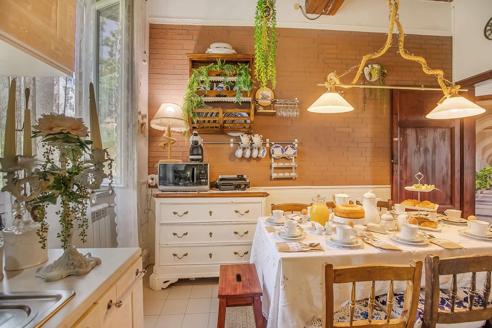 Kitchen and dining area