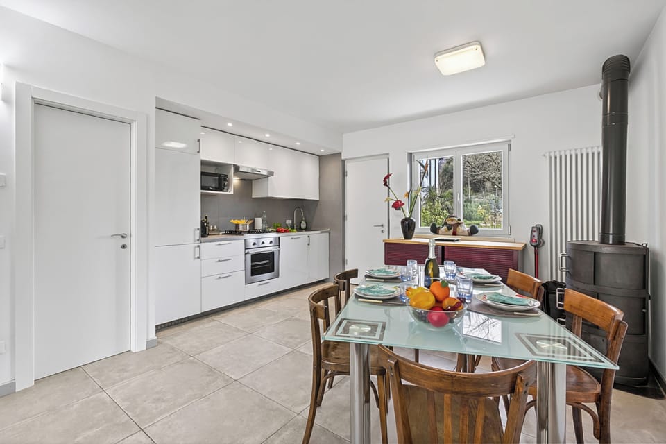 Kitchen and dining area