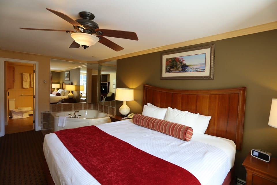 King size bed in Master Suite