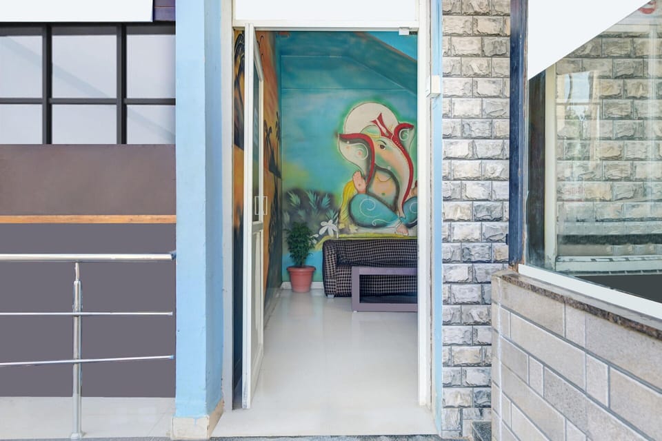 House | Reception