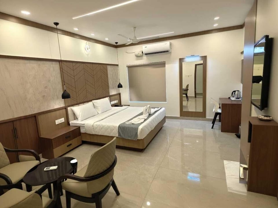 Premium Room | Egyptian cotton sheets, premium bedding, free WiFi