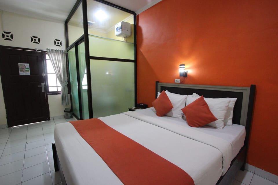 Superior Double Room | Desk, laptop workspace, WiFi (free)