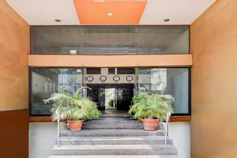 House | Reception