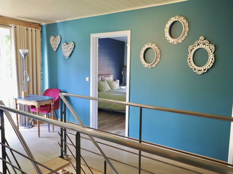 Entrance / Reception