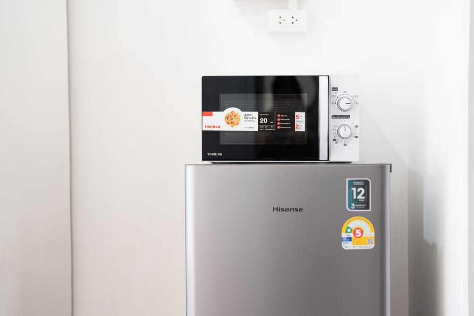 Comfort Studio, Balcony | Microwave