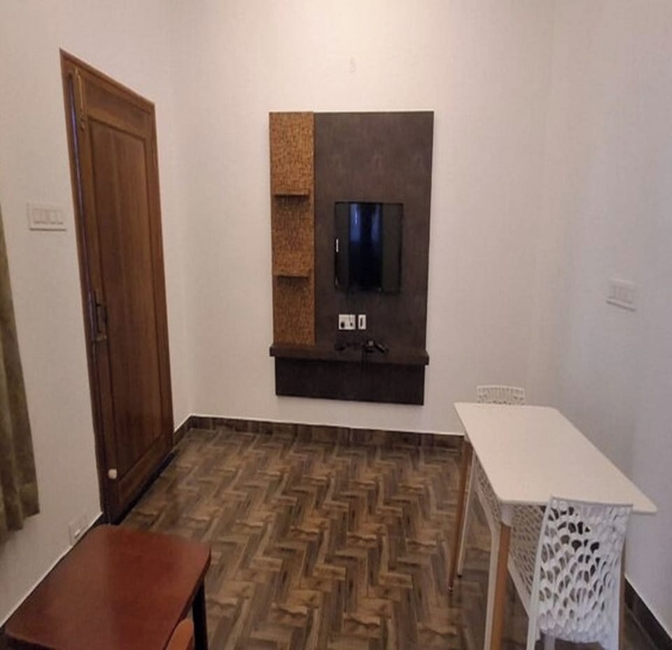 Radhe Heaven Hotel in Tamil Nadu