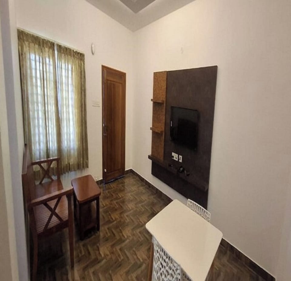 Radhe Heaven Hotel in Tamil Nadu