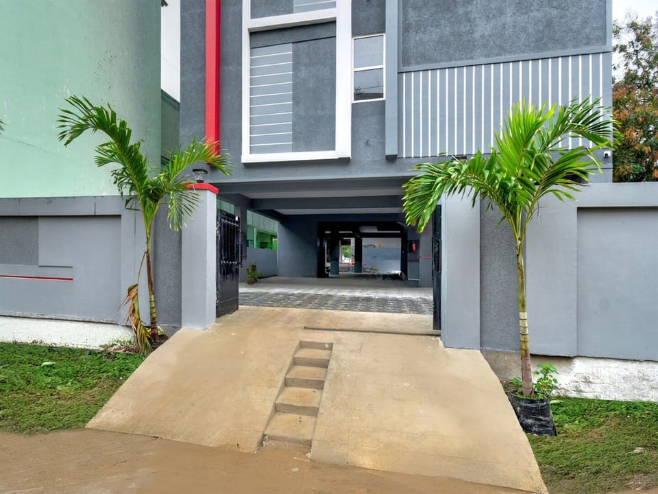 House | Reception