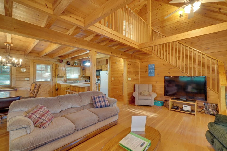 Living Room | Flat-Screen TV | Main Level