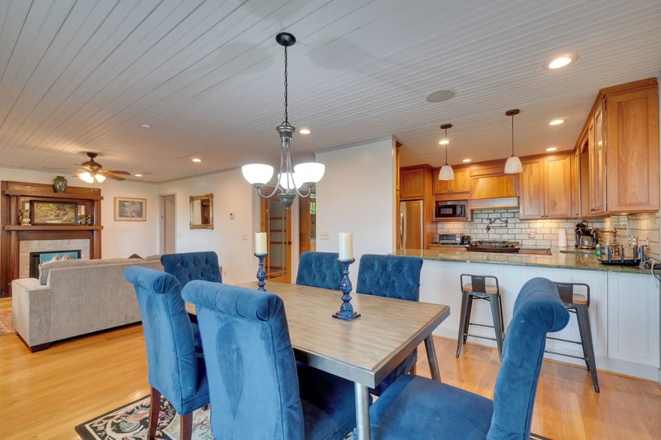 Living Space | 1st Floor