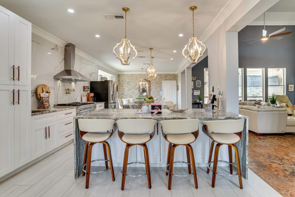 Breakfast Bar | 1st Floor