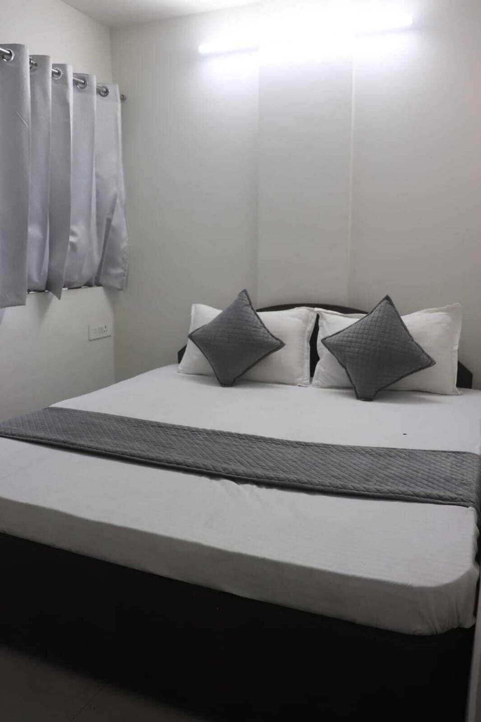 Deluxe Room | Free WiFi