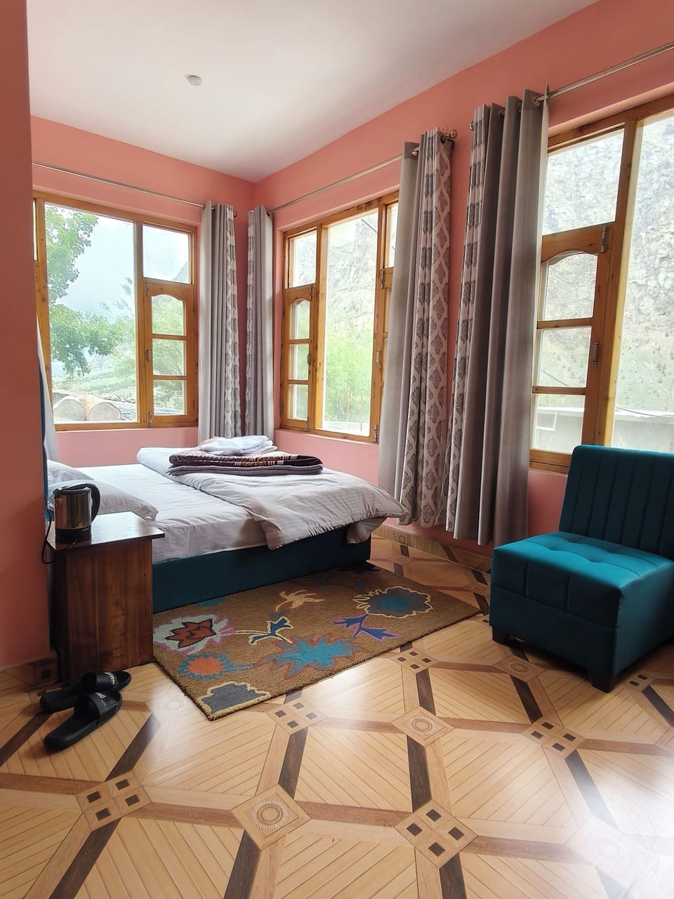 Grand Double Room, Balcony | Living area