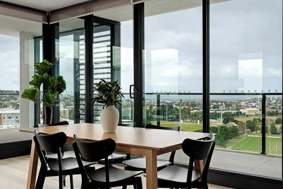 Indoor dining table seats 6. Also inside there is island seating for 4 in the kitchen, and a dining table for 8 on Balcony 1. 