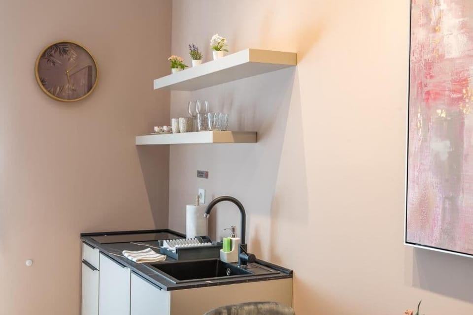 Studio, 1 Bedroom | Interior