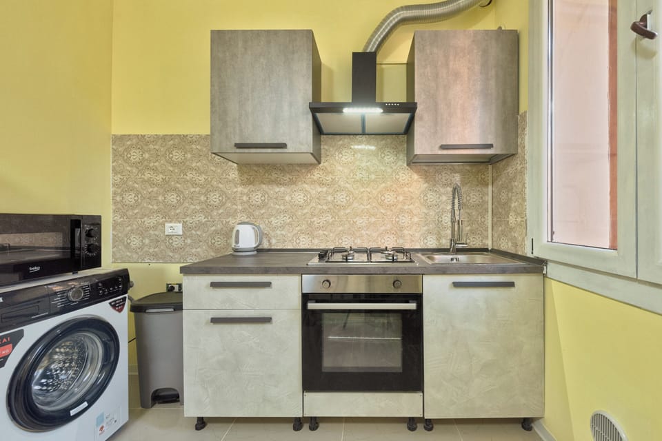 Comfort Double Room, Patio | Private kitchen | Fridge, microwave, oven, dishwasher