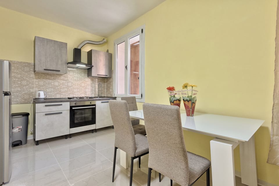 Comfort Double Room, Patio | Private kitchen | Fridge, microwave, oven, dishwasher